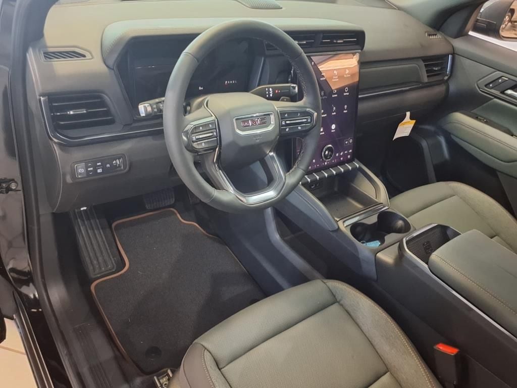 2026 GMC Terrain AT4 - Photo 6