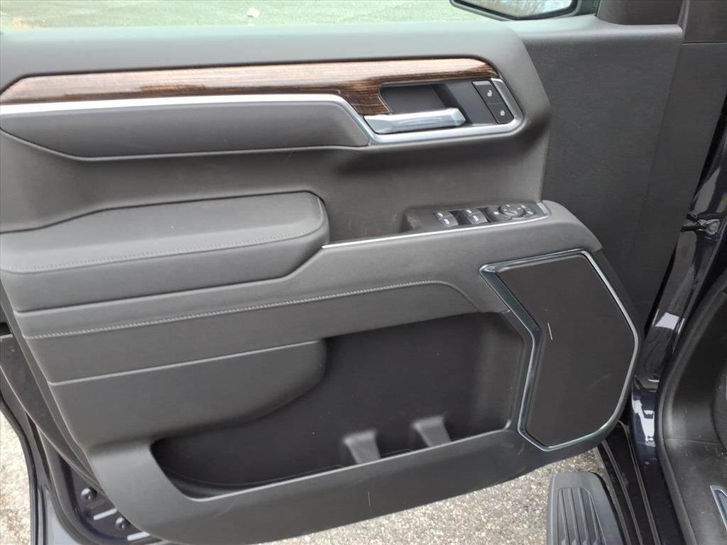 2026 GMC Sierra 1500 SLE - Photo 9