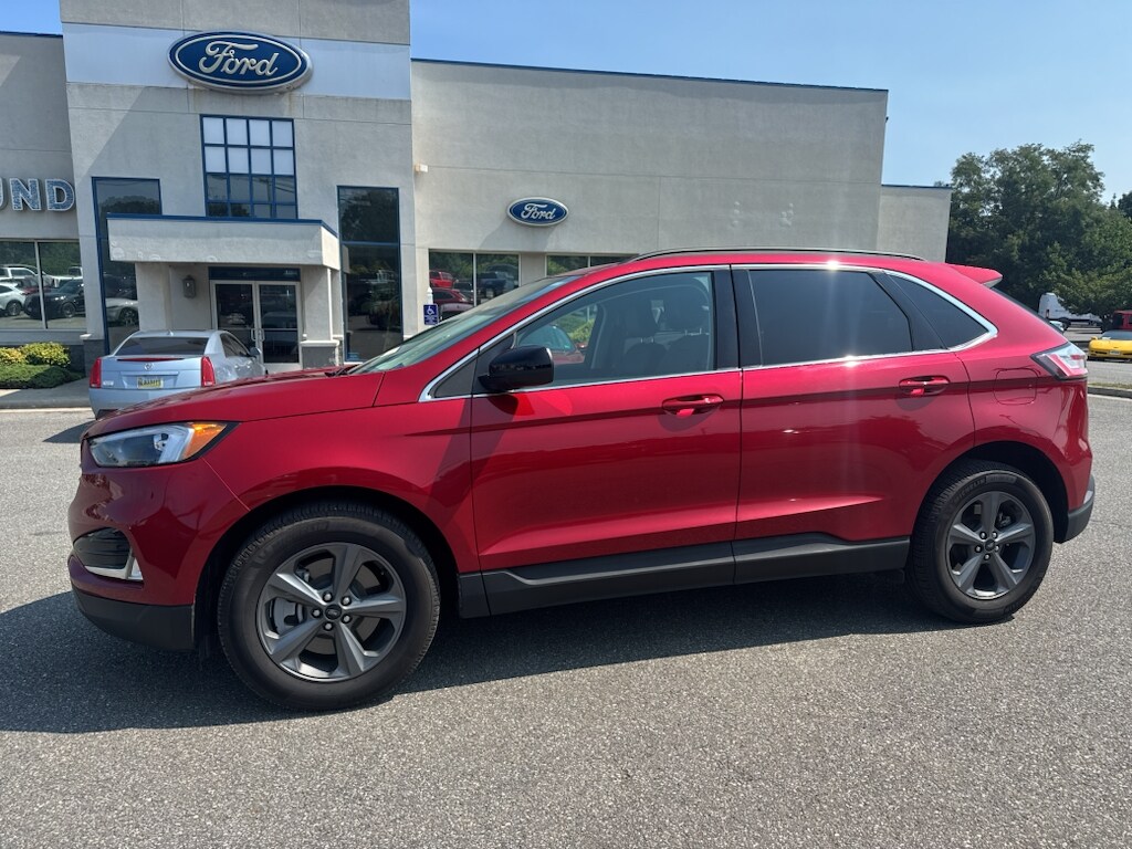 Used 2022 Ford Edge SEL