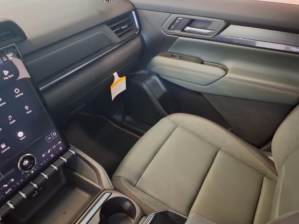 2026 GMC Terrain AT4 - Photo 16