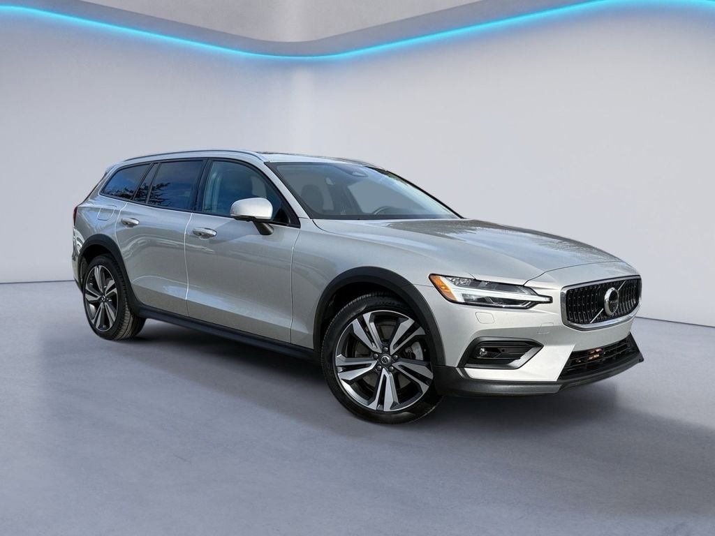 New 2025 Volvo V60 Cross Country Plus Wagon