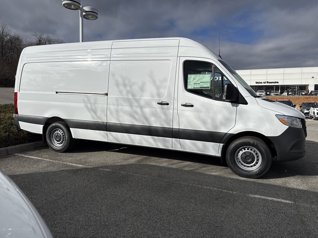 New 2026 Mercedes-Benz Sprinter 2500 High Roof 4-Cyl Diesel HO Cargo Van