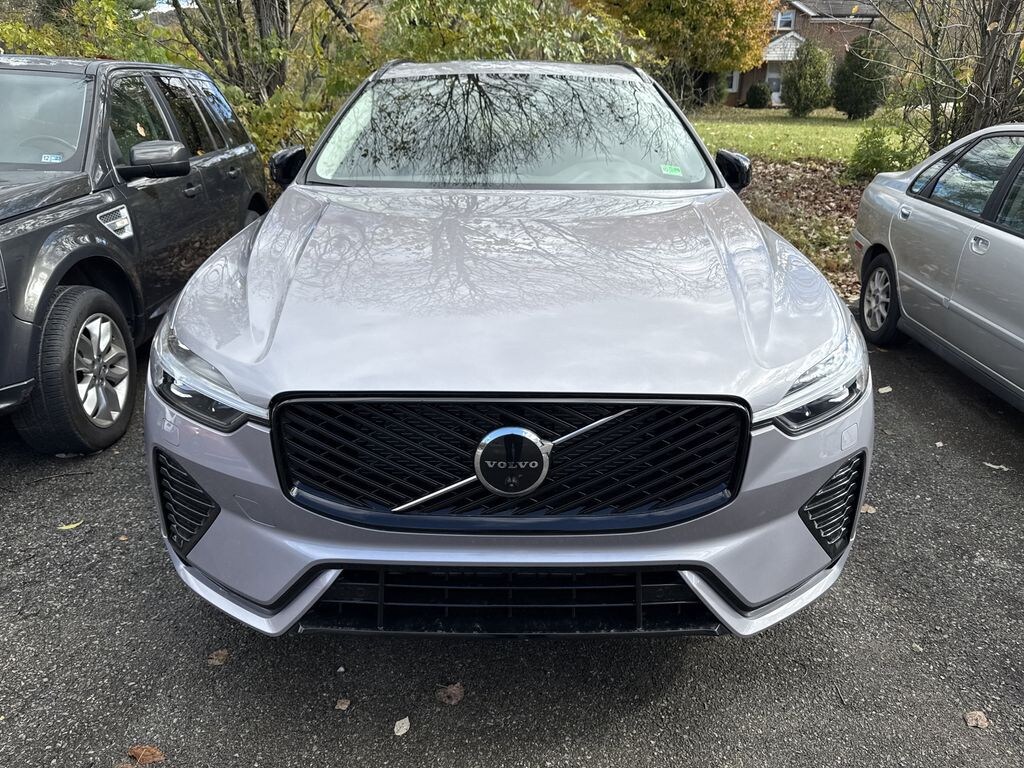 New 2026 Volvo XC60 Plus Sport Utility