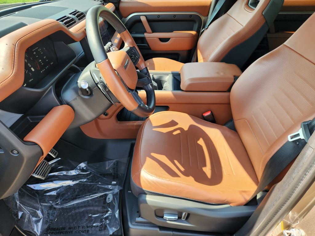 2025 Land Rover Defender Octa - Photo 9