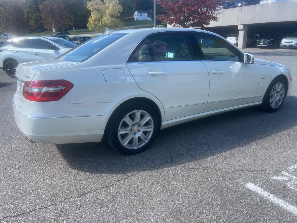 2012 Mercedes Benz E 350 4MATIC Sedan photo 4
