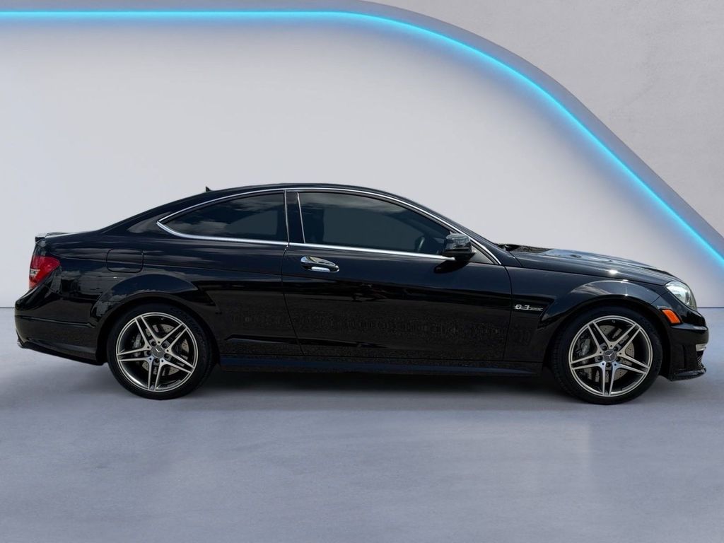 2012 Mercedes Benz C 63 AMG Coupe photo 3