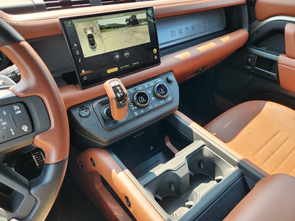 2025 Land Rover Defender Octa - Photo 31