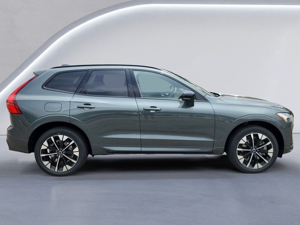 New 2026 Volvo XC60 Plus Sport Utility