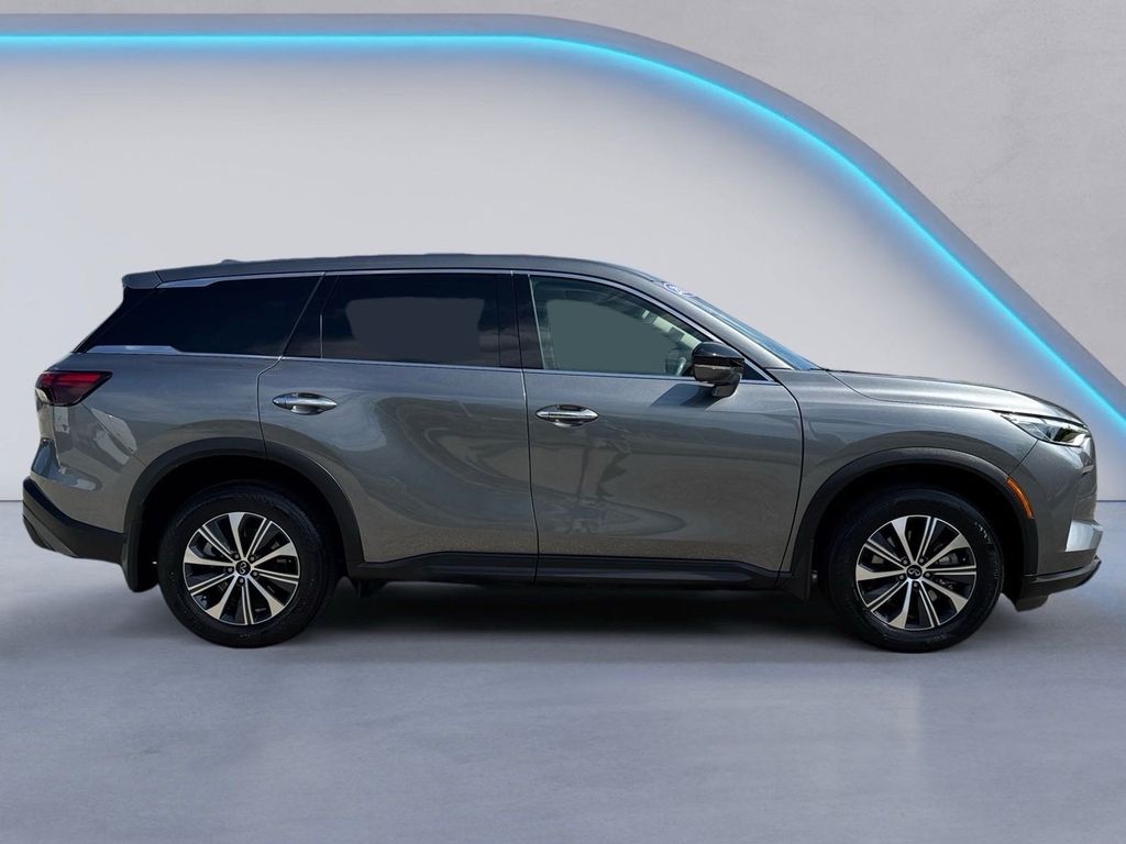 2024 Infiniti QX60 Pure photo 3