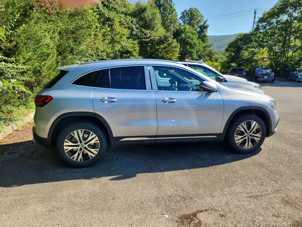 New 2026 Mercedes-Benz GLA 250 4matic Sport Utility