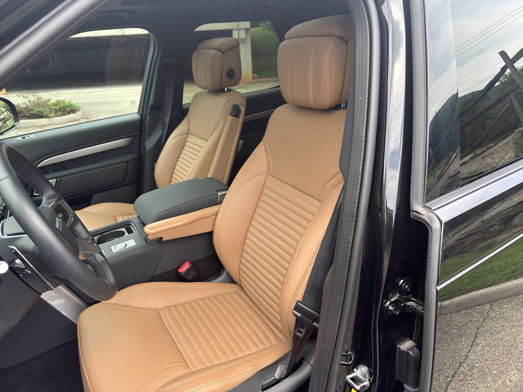 2025 Land Rover Discovery Dynamic SE - Photo 7