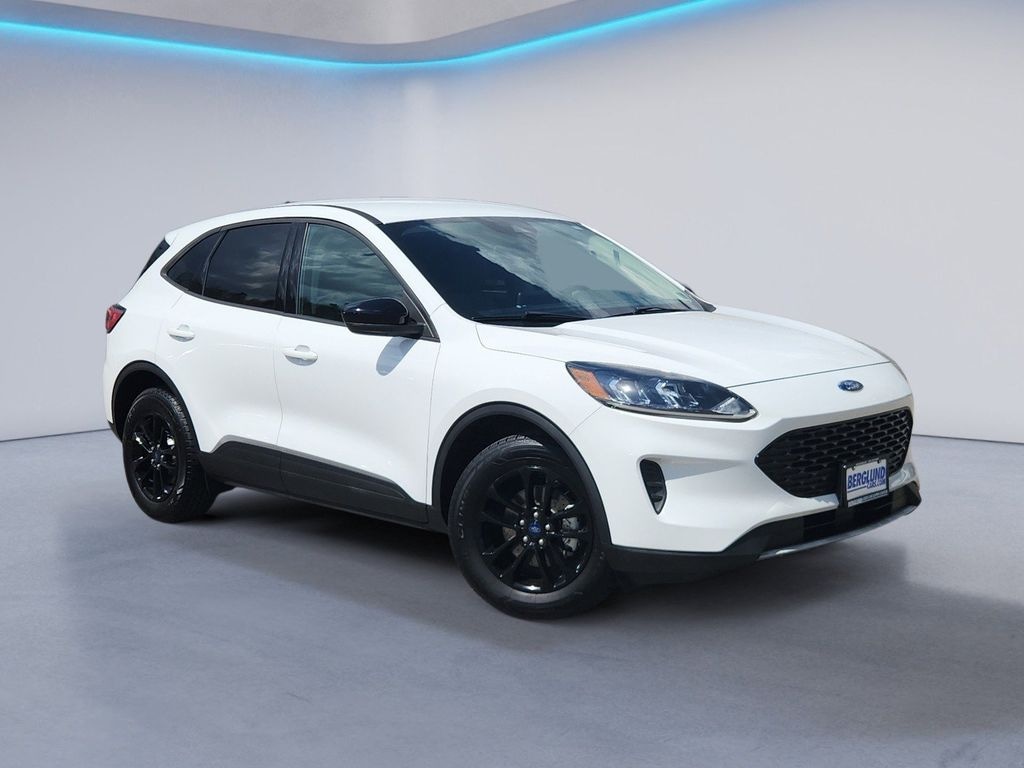 Used 2020 Ford Escape Hybrid SE Sport Hybrid Sport Utility