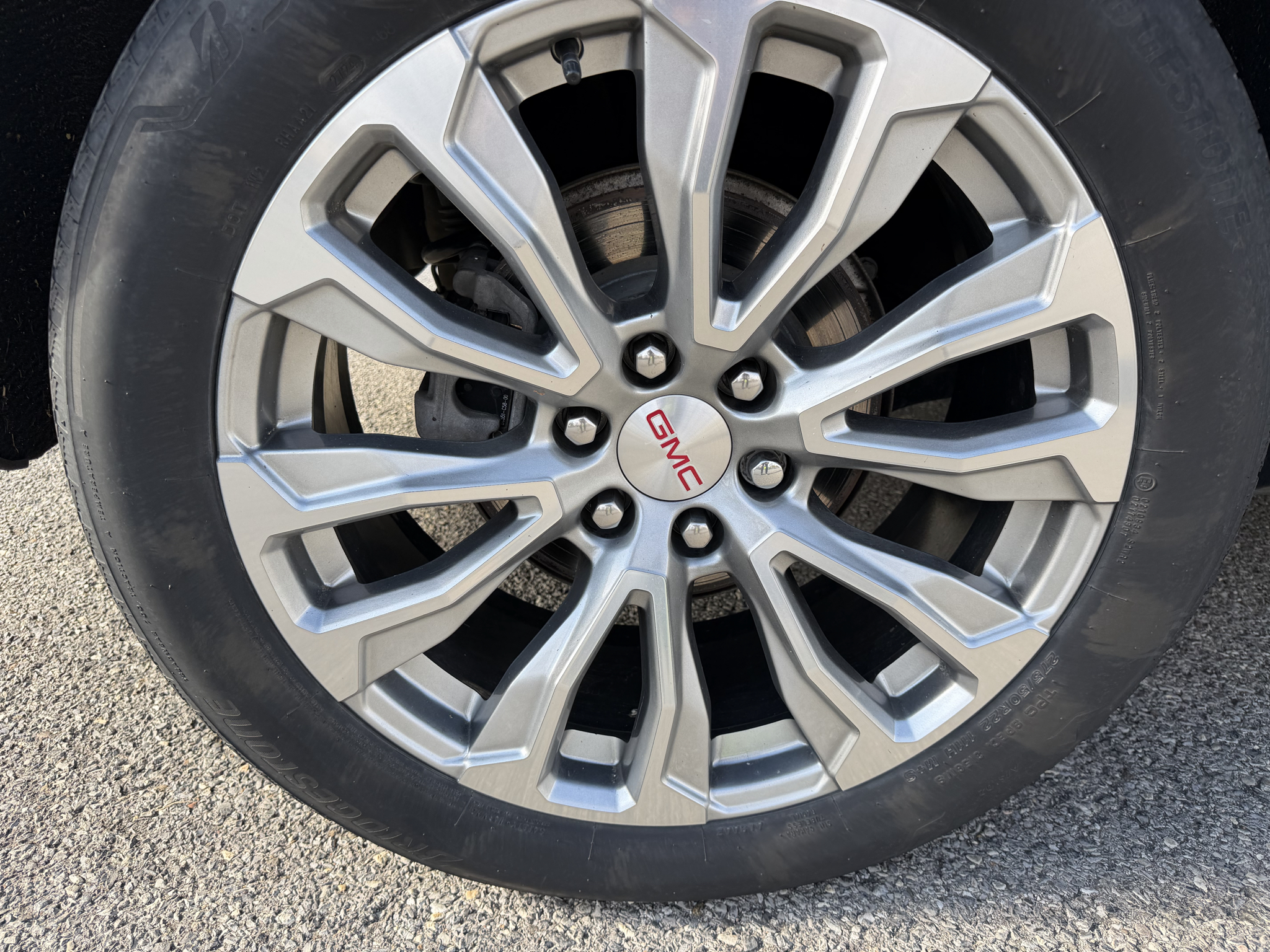 Used 2024 GMC Yukon Denali Sport Utility