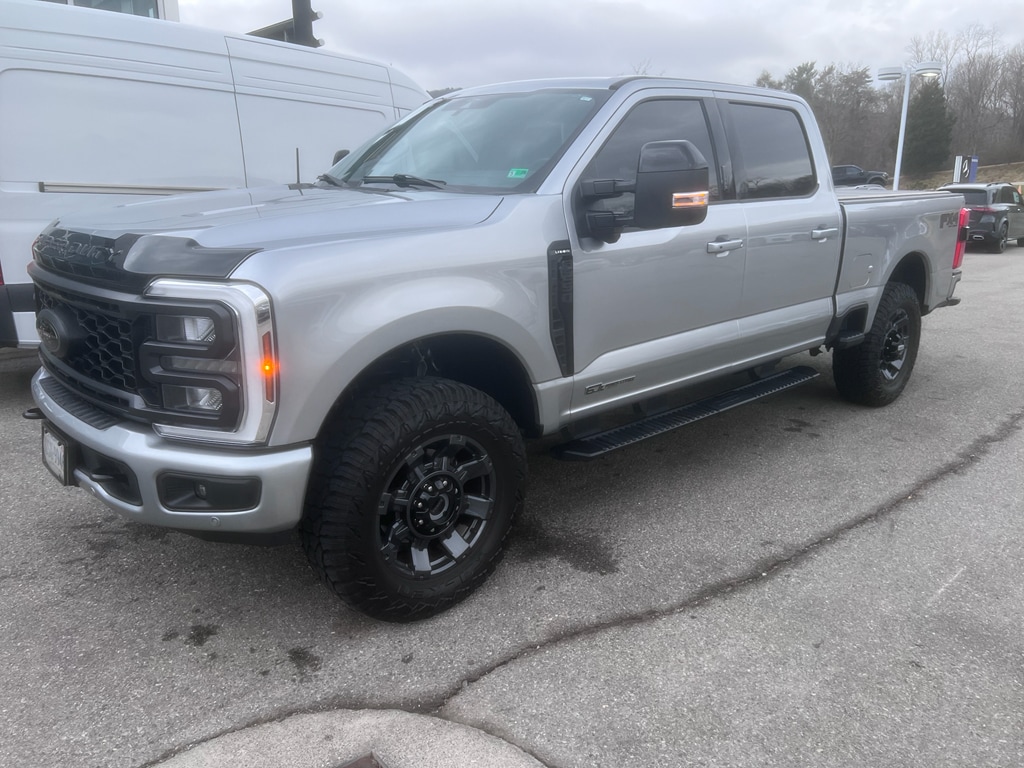 Used 2024 Ford F-250 Lariat Crew Cab