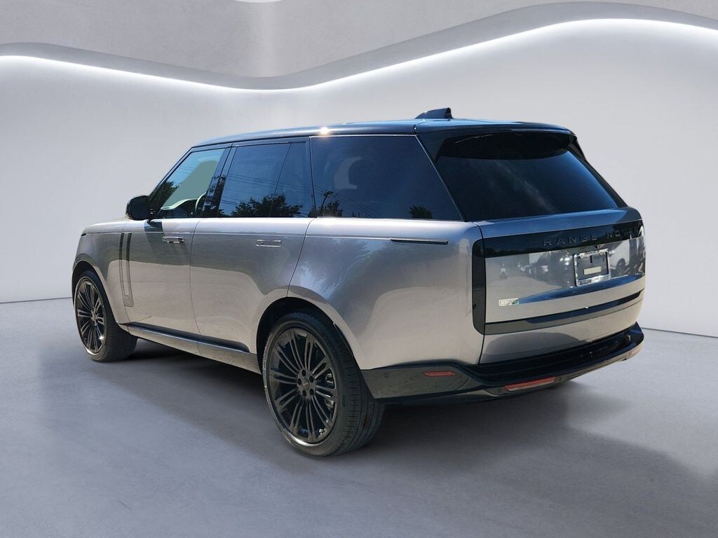 New 2026 Land Rover Range Rover SE Sport Utility