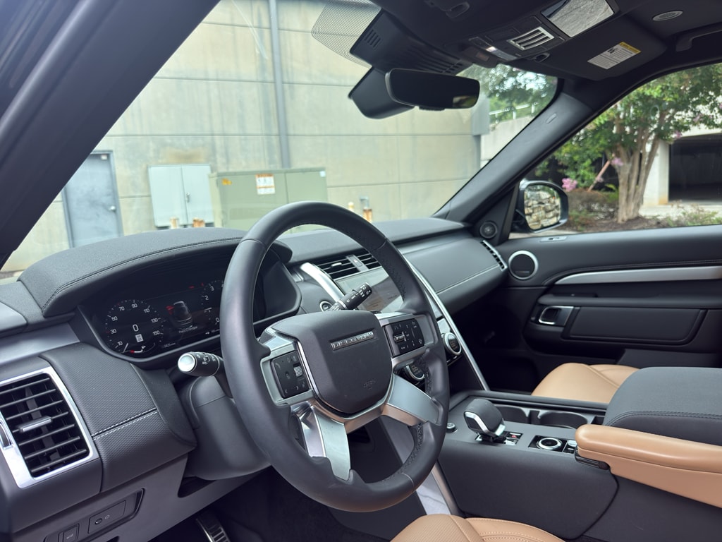 2025 Land Rover Discovery Dynamic SE - Photo 6