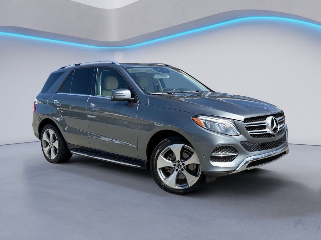 2017 Mercedes Benz GLE 350 4MATIC photo 2