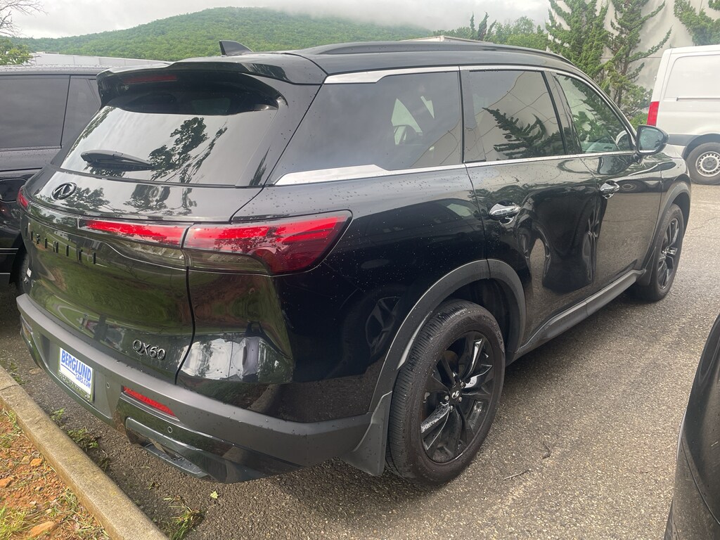 Used 2025 INFINITI QX60 Luxe Sport Utility