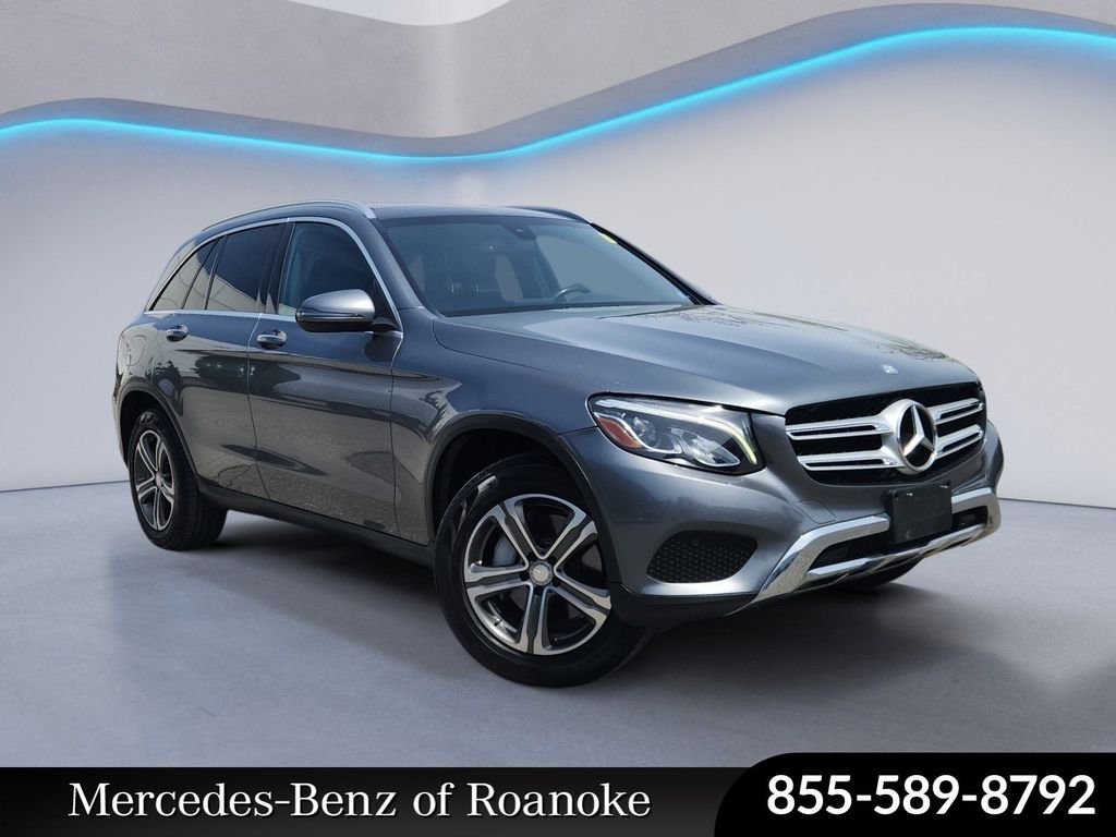 2017 Mercedes-Benz GLC GLC300 4MATIC's photo