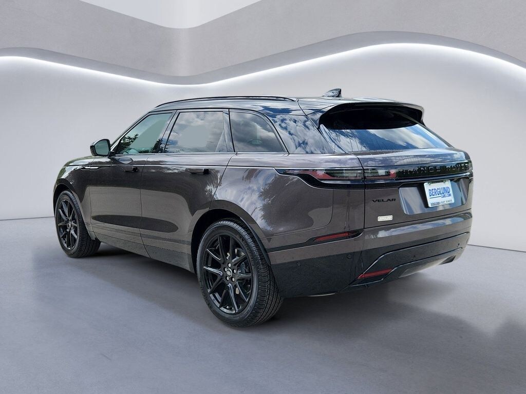 New 2026 Land Rover Range Rover Velar Dynamic SE Sport Utility