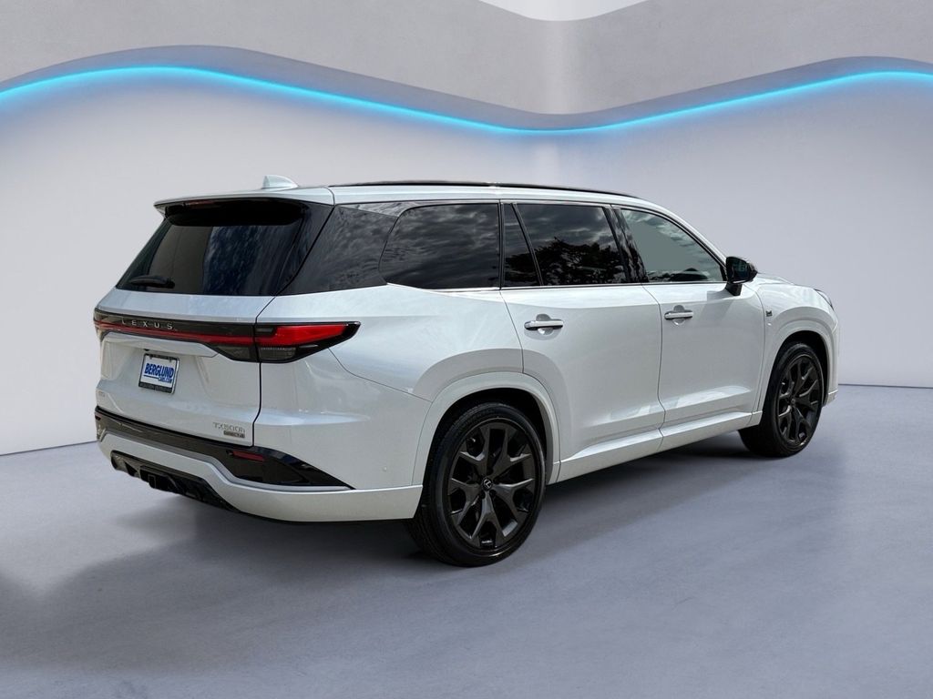 2025 Lexus TX 500h F SPORT Premium photo 2