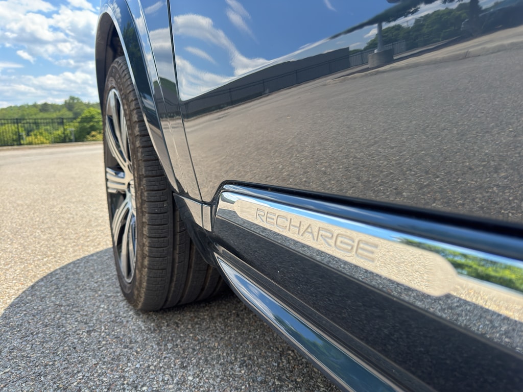 Certified 2024 Volvo XC90 Ultimate Bright Theme Sport Utility