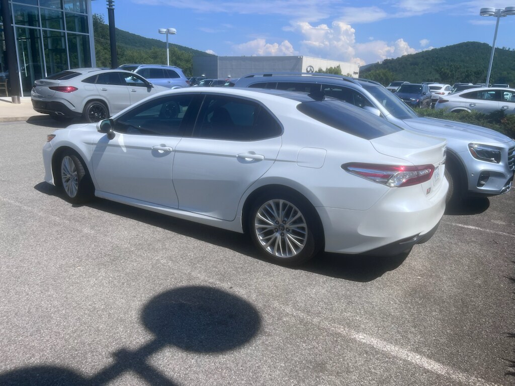 Used 2018 Toyota Camry XLE V6 Sedan