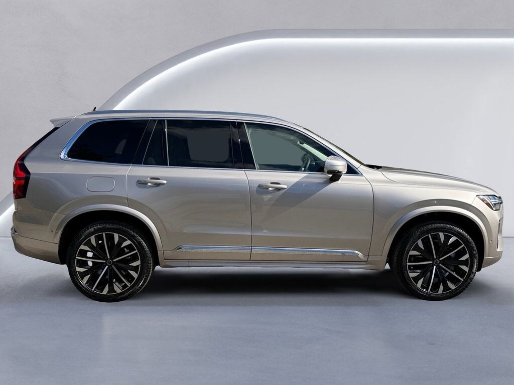 New 2026 Volvo XC90 Ultra SUV