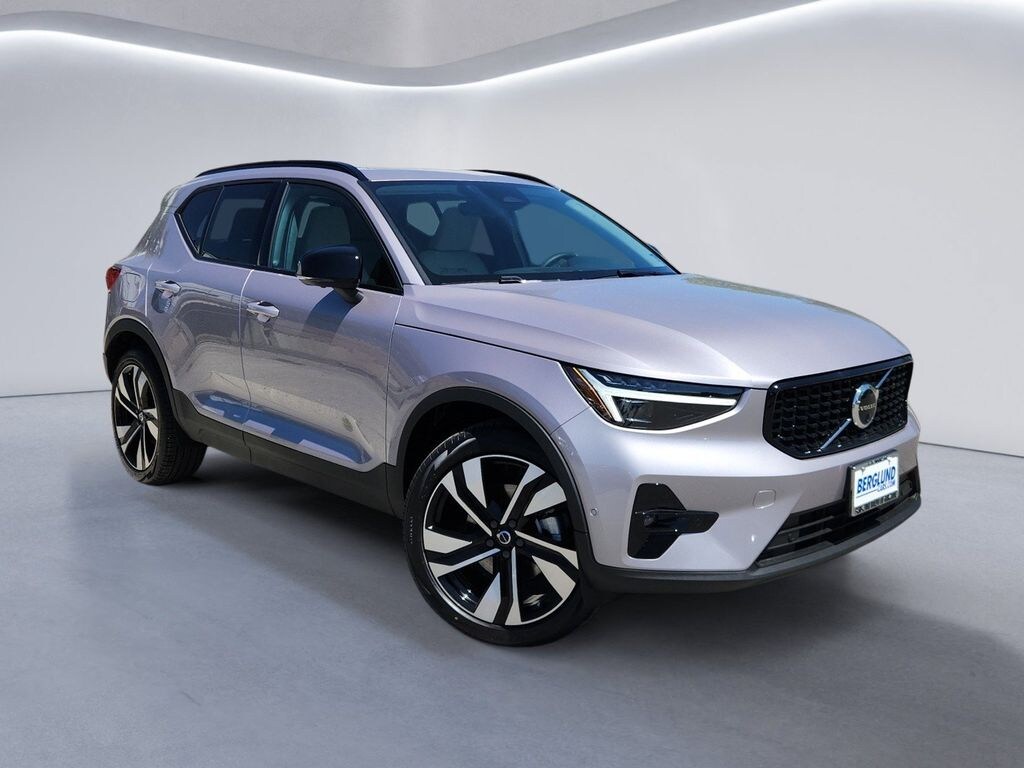 New 2026 Volvo XC40 Plus Sport Utility