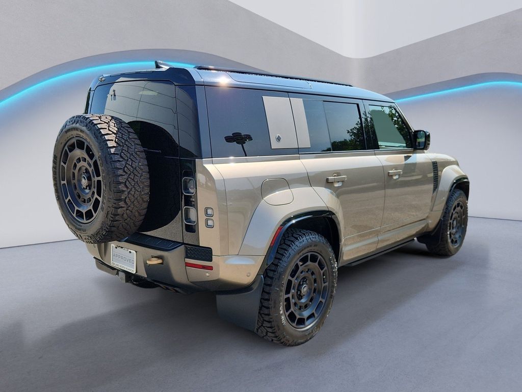 2025 Land Rover Defender Octa - Photo 5