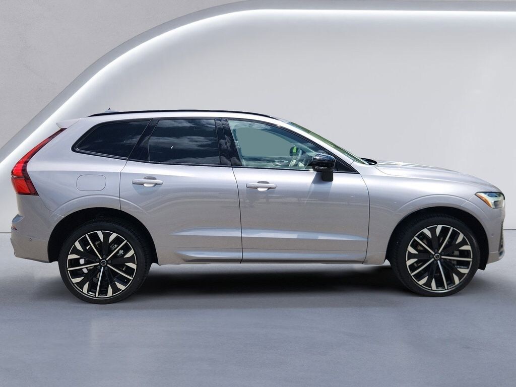 New 2026 Volvo XC60 Ultra Sport Utility