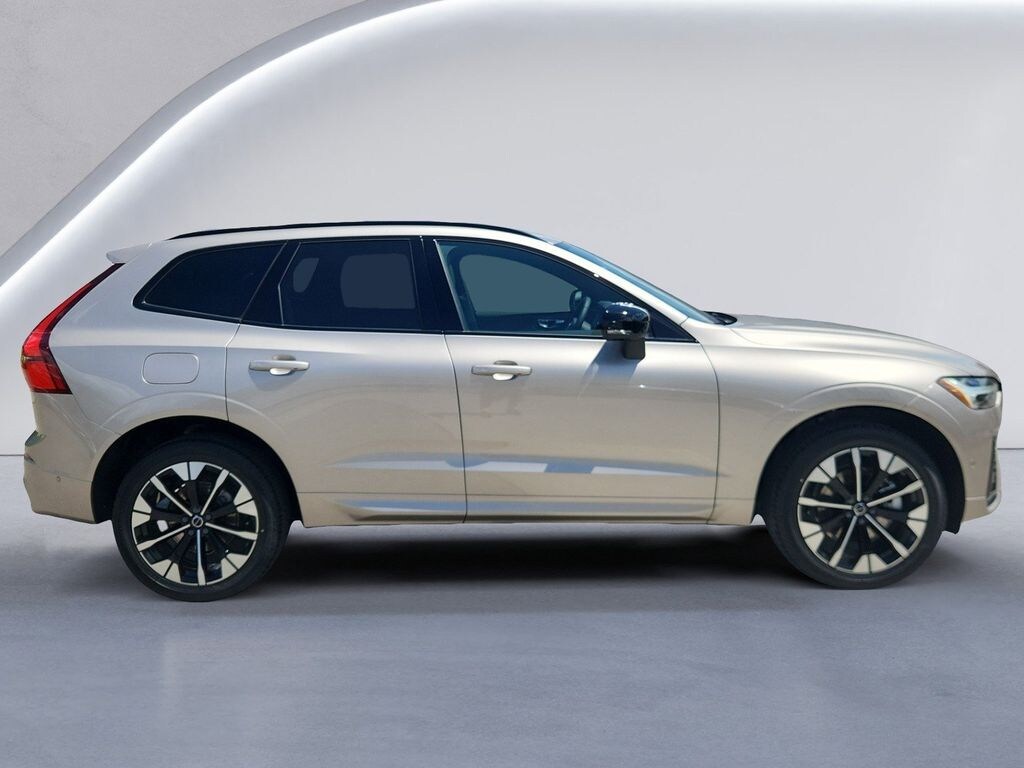New 2026 Volvo XC60 Plus Sport Utility