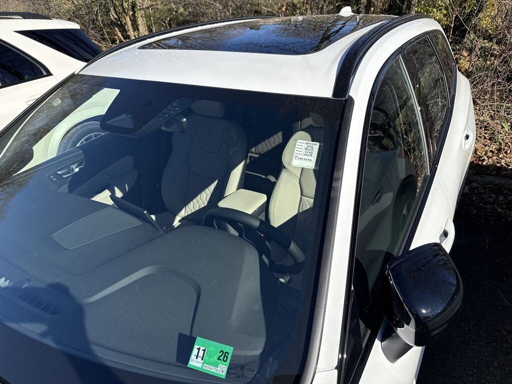 New 2026 Volvo XC60 Plus Sport Utility