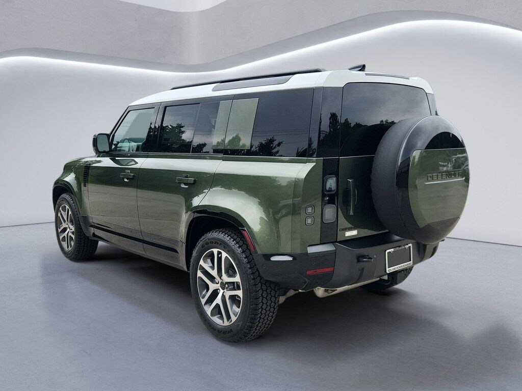 New 2026 Land Rover Defender 110 X-Dynamic SE SUV