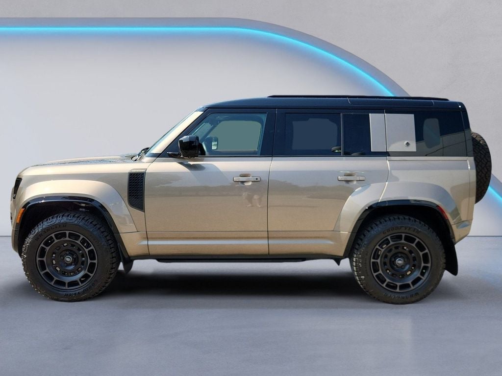 2025 Land Rover Defender Octa - Photo 3