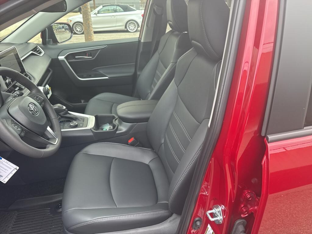 Used 2025 Toyota RAV4 Hybrid Hybrid XLE Premium Sport Utility