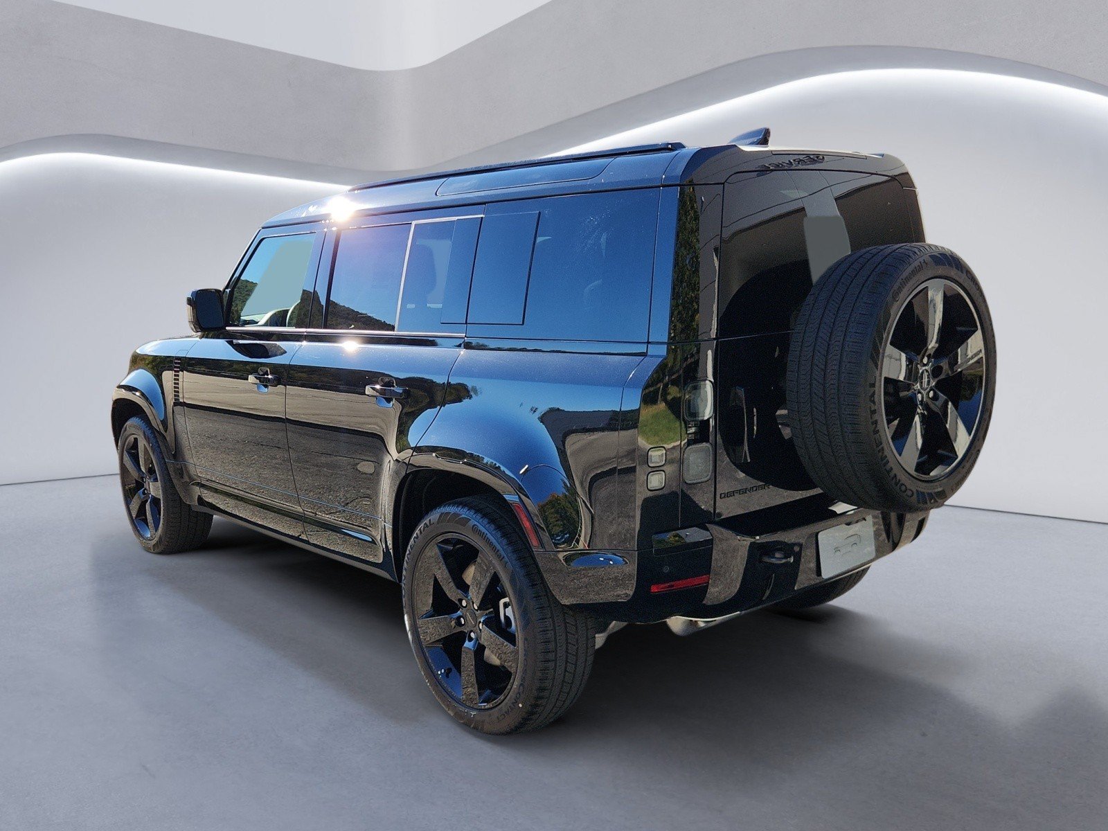 New 2026 Land Rover Defender 110 X-Dynamic SE SUV