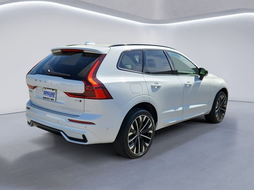 New 2026 Volvo XC60 Ultra Sport Utility