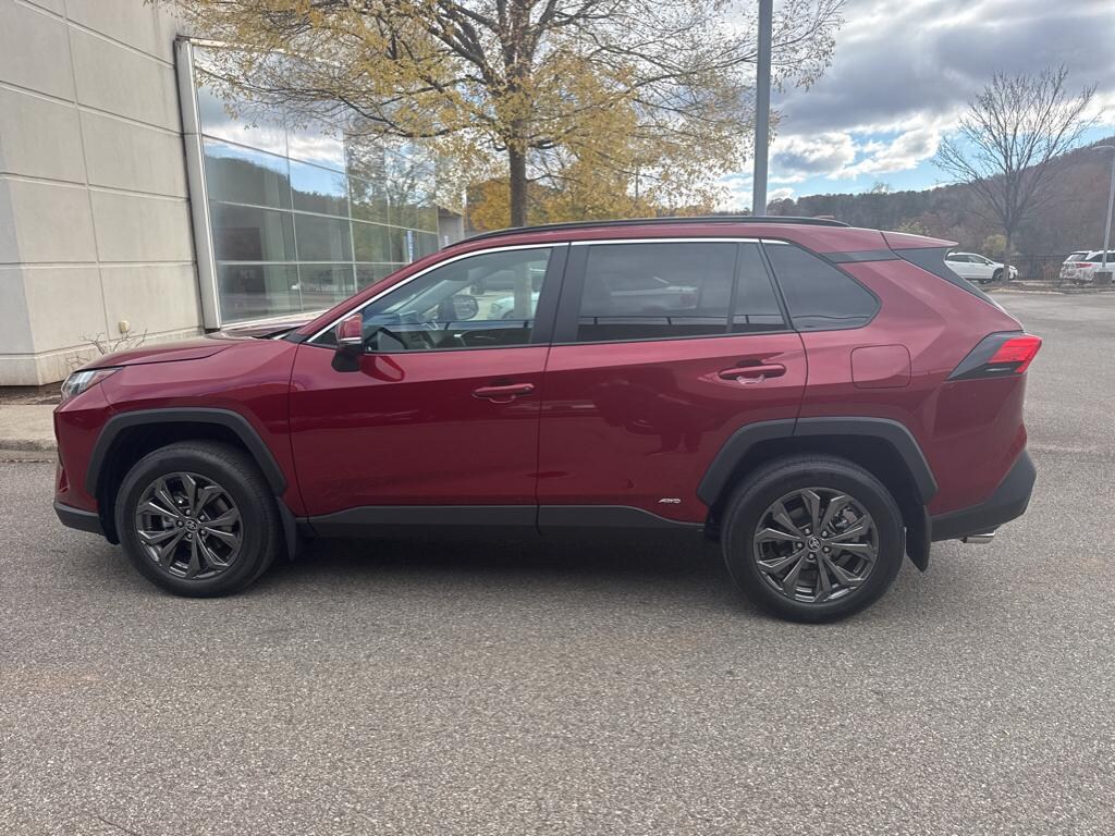 Used 2025 Toyota RAV4 Hybrid Hybrid XLE Premium Sport Utility