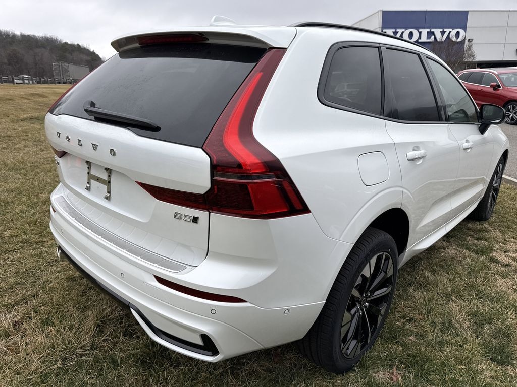 New 2026 Volvo XC60 Plus Sport Utility