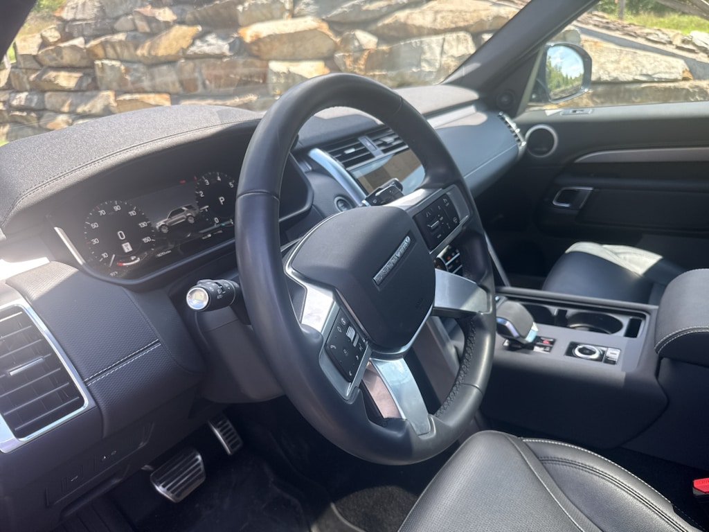 2024 Land Rover Discovery Dynamic SE - Photo 6