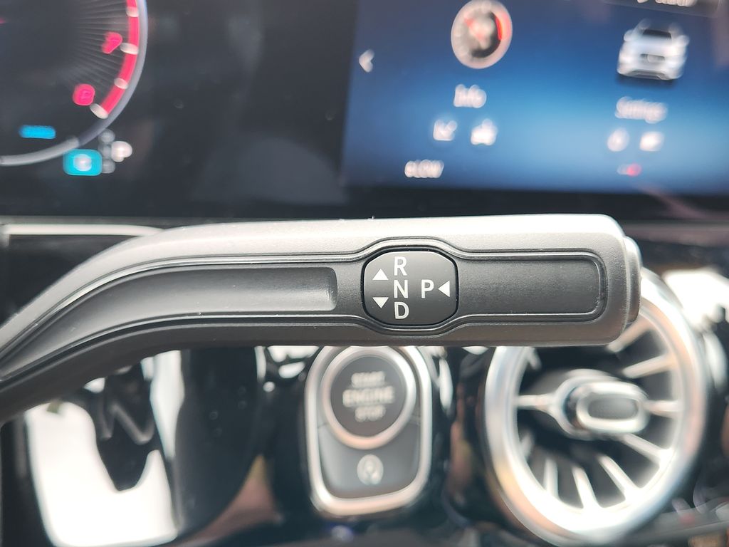2025 Mercedes-Benz GLA GLA250 - Photo 35