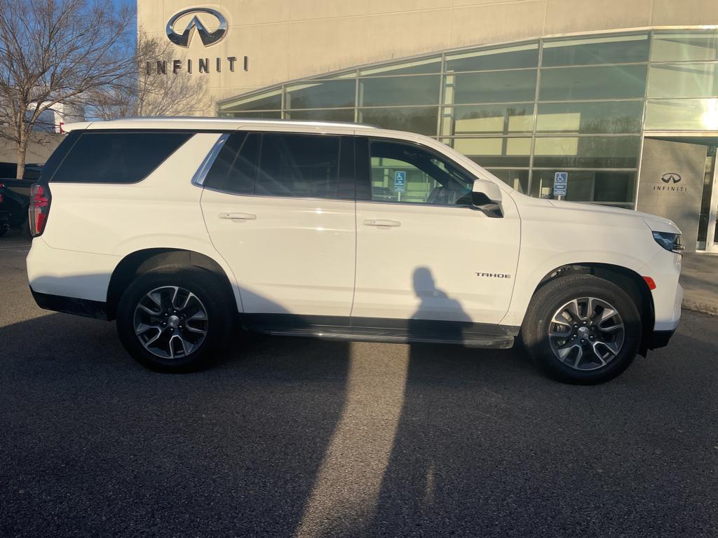 2022 Chevrolet Tahoe LT photo 2