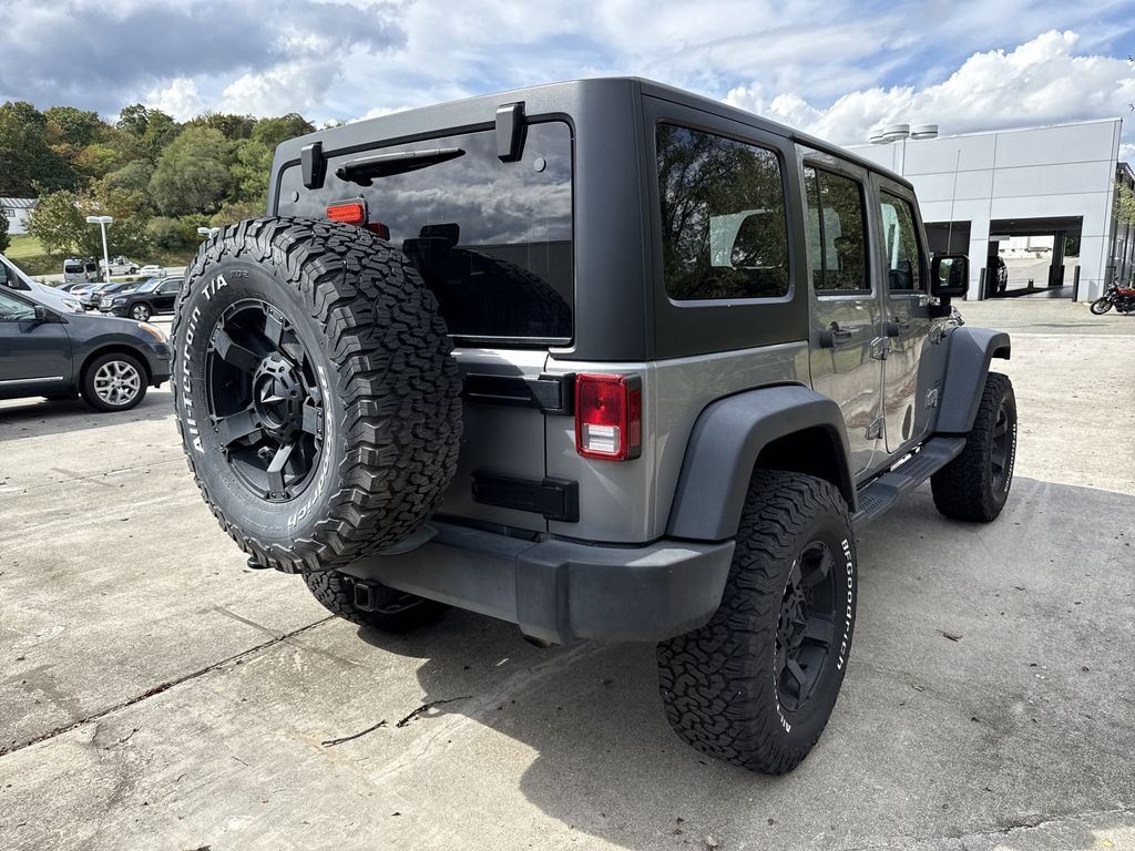 2016 Jeep Wrangler Sport photo 4