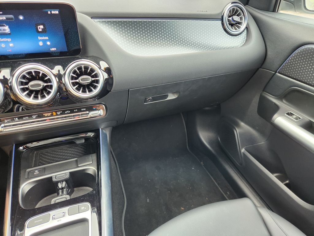 2025 Mercedes-Benz GLA GLA250 - Photo 30