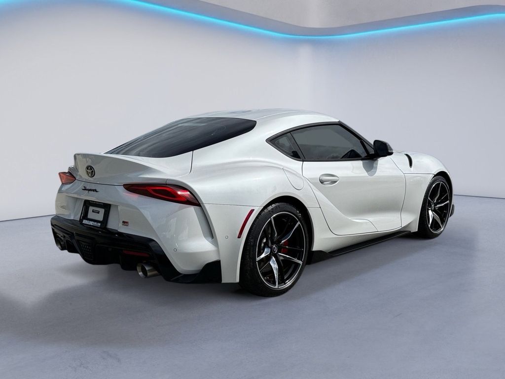2022 Toyota Supra 3.0 Premium photo 4