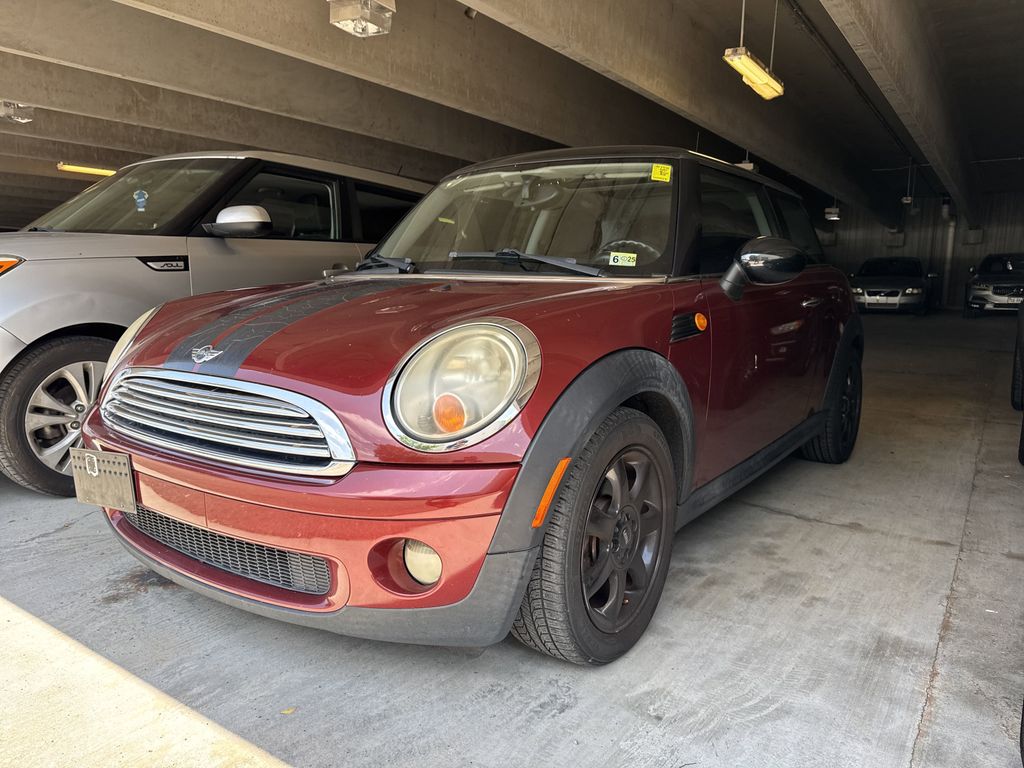 2009 MINI Cooper Base's photo