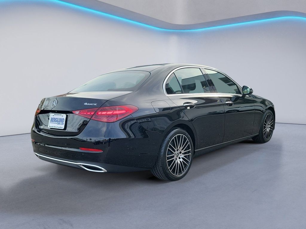 2025 Mercedes Benz C 300 4MATIC photo 3
