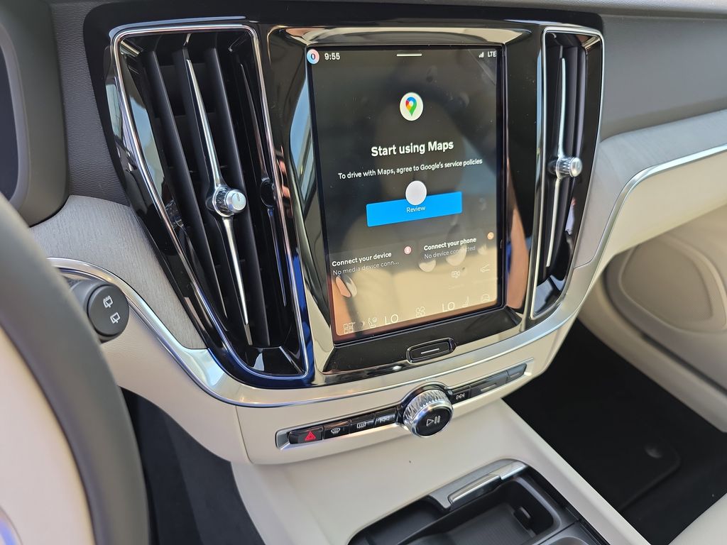 2026 Volvo V60 Cross Country Plus - Photo 17