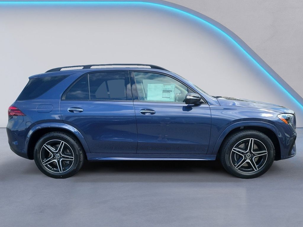 2026 Mercedes Benz GLE 350 4MATIC photo 3